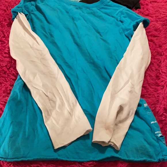 The Children’s Place and Ransom Girl Shirt Bundle - Picture 10 of 11